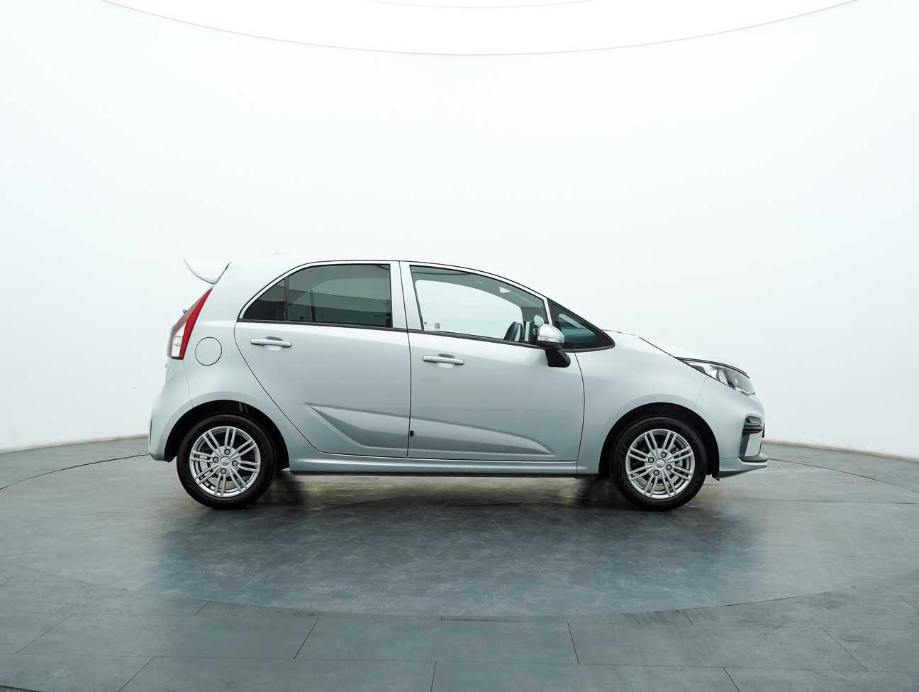 used 2022 Proton Iriz Standard 1.3
