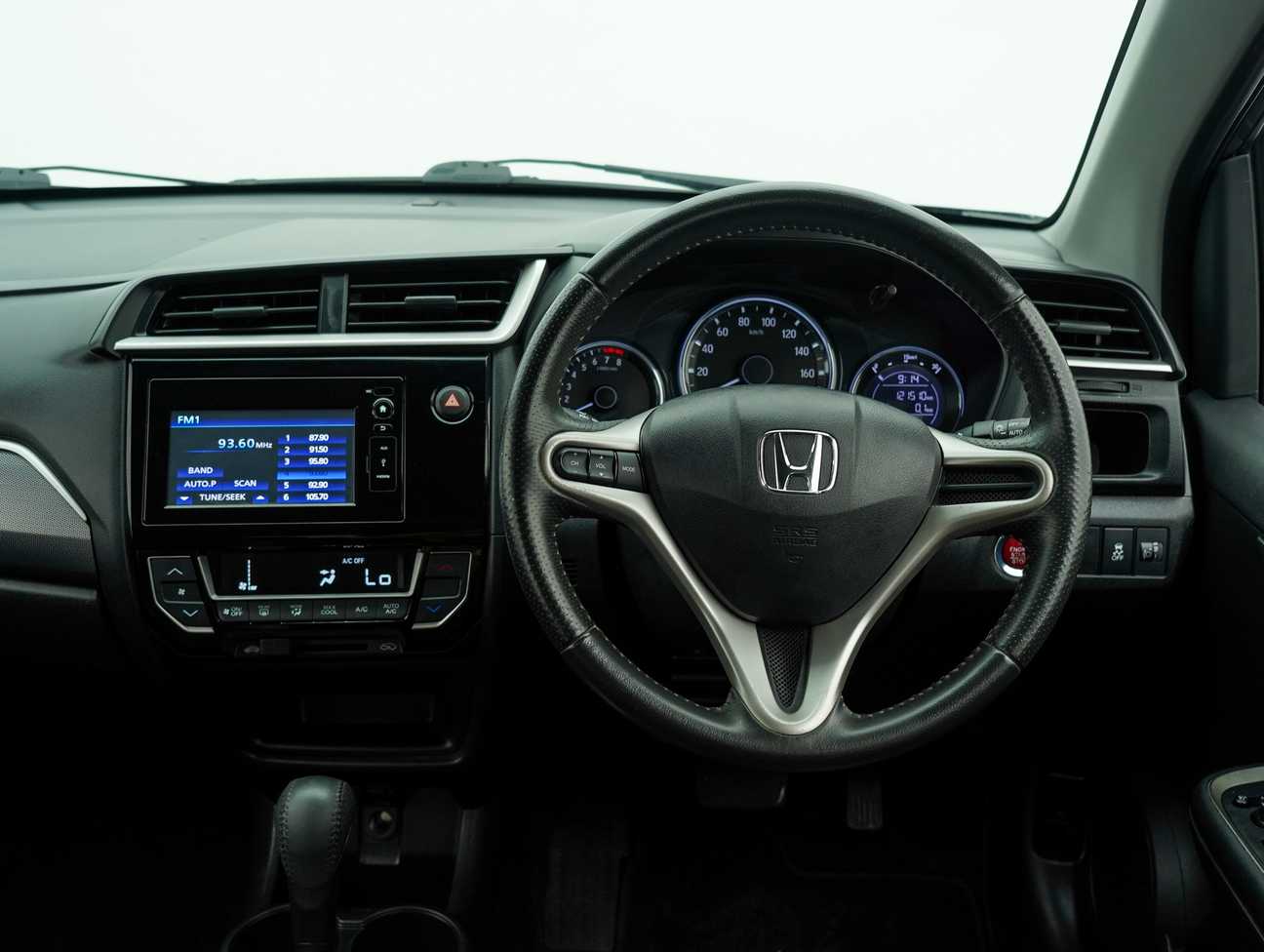 used 2018 Honda BR-V V 1.5