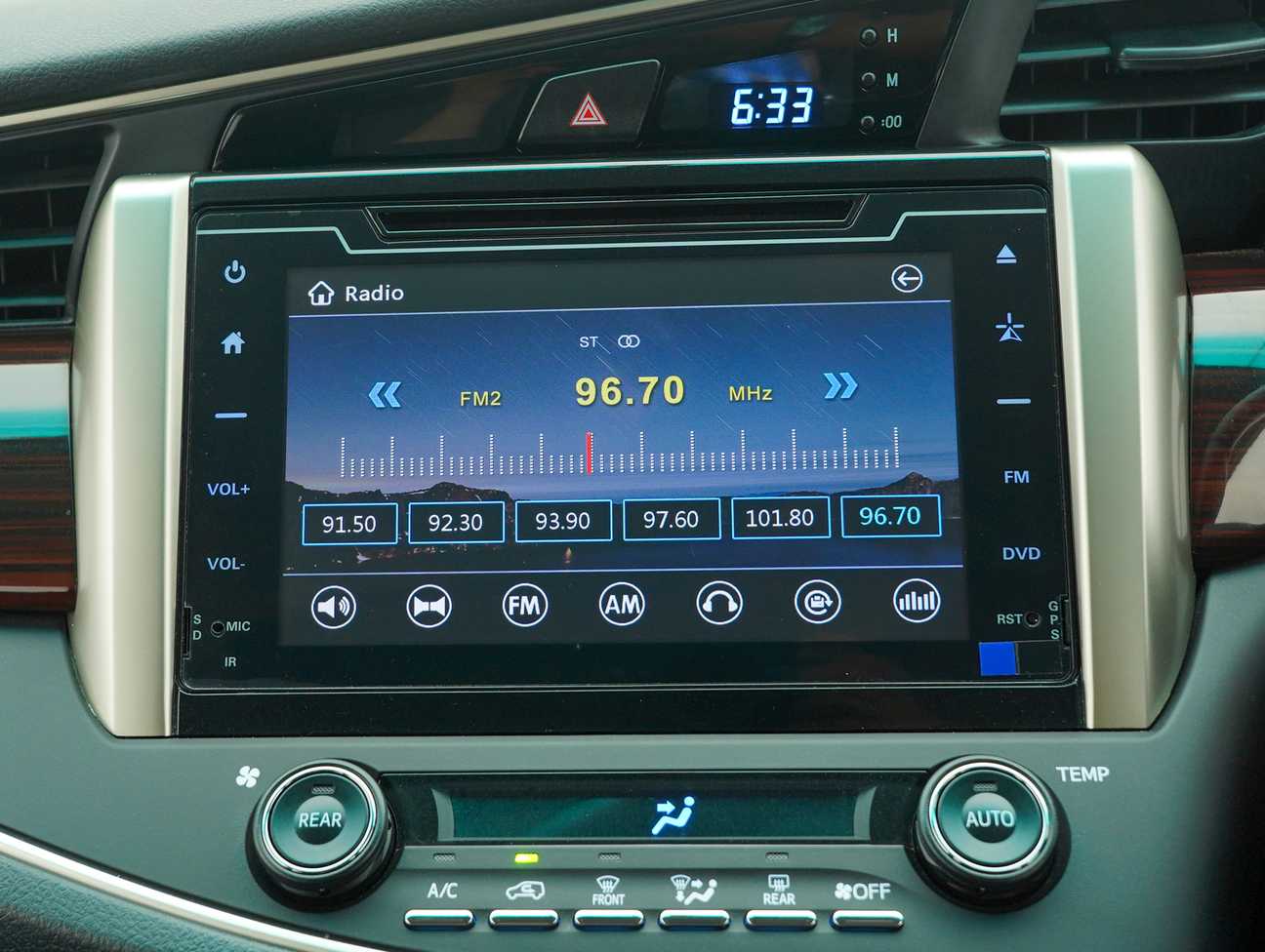 used 2017 Toyota Innova G 2.0