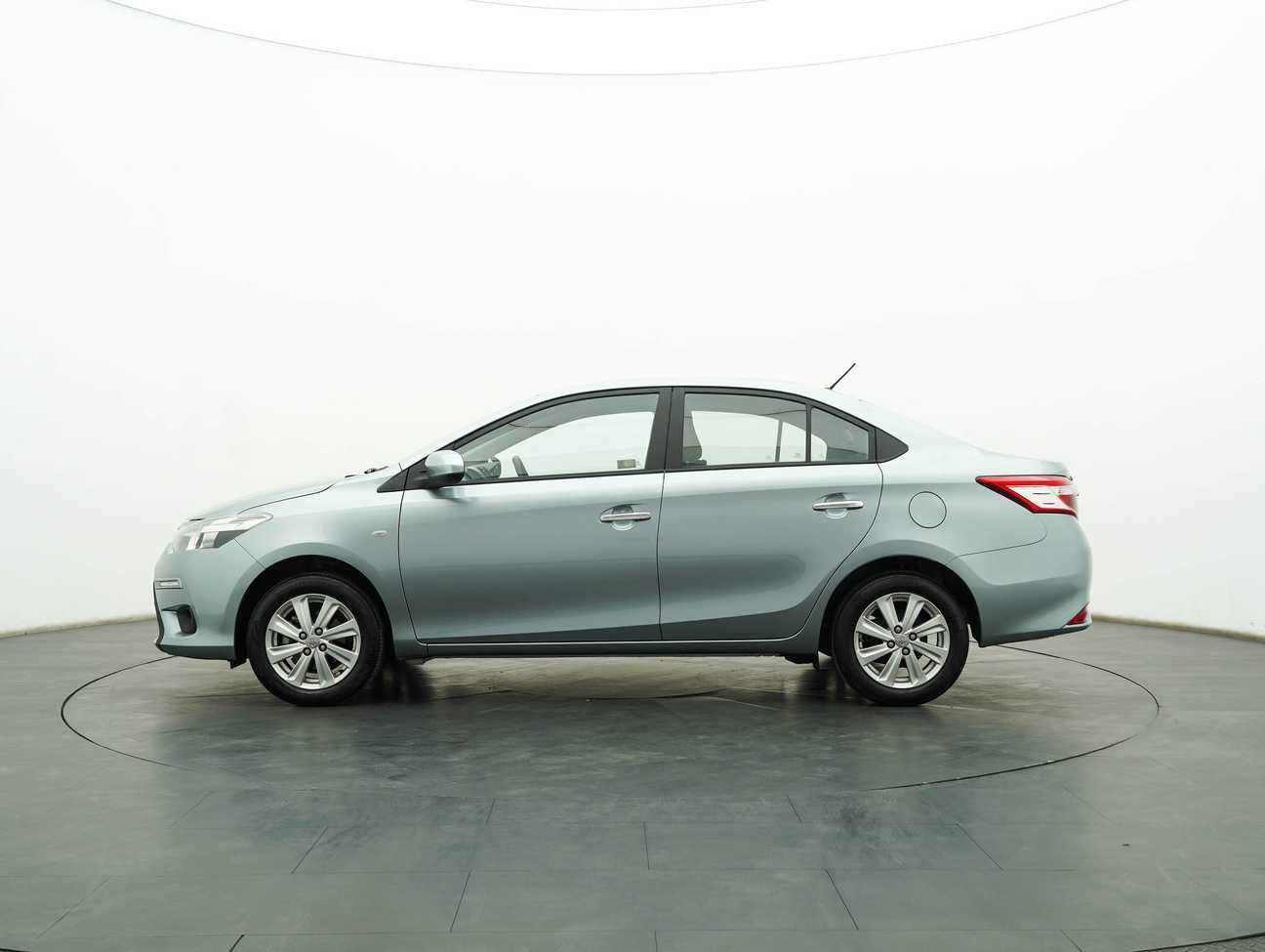 used 2017 Toyota Vios J 1.5