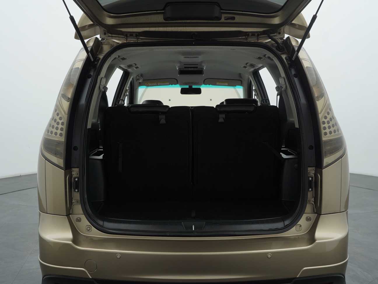 used 2014 Proton Exora Bold CFE Premium 1.6