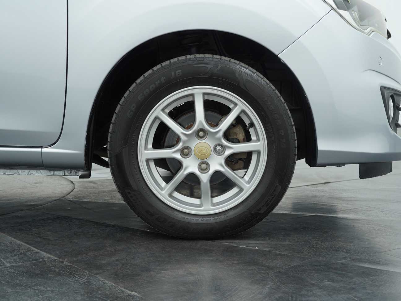 terpakai 2017 Perodua Bezza X Premium 1.3