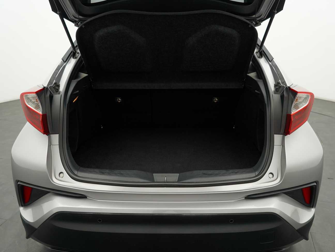 used 2018 Toyota C-HR  1.8