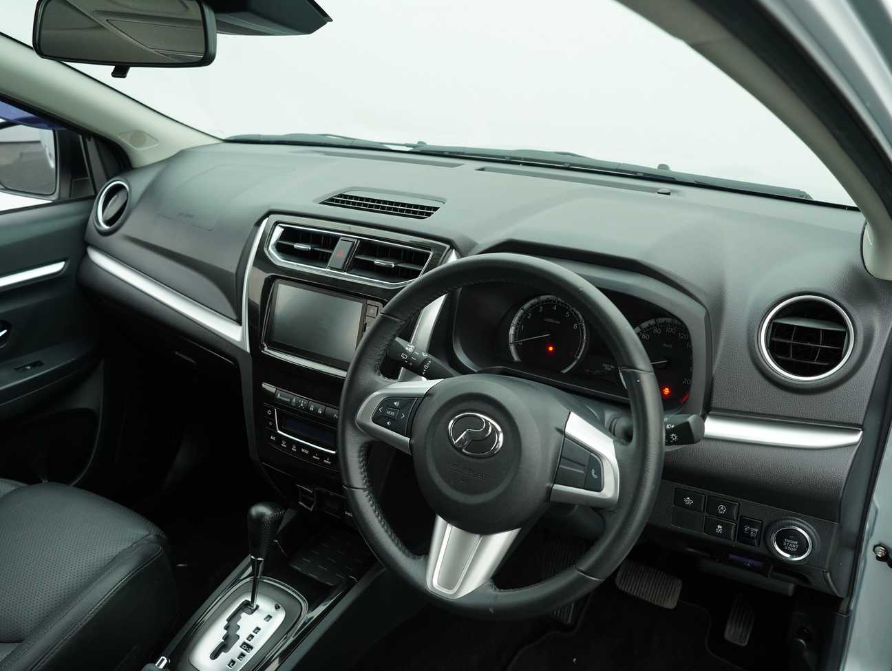 terpakai 2022 Perodua Aruz AV 1.5