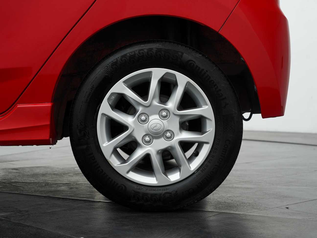terpakai 2016 Perodua AXIA Advance 1.0
