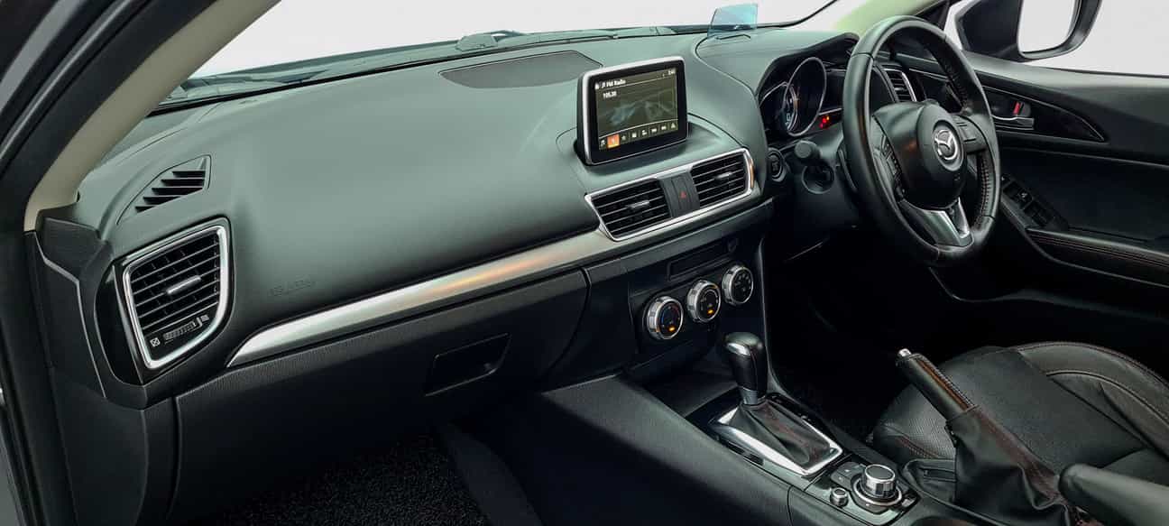 used 2016 Mazda 3 SEDAN SKYACTIV-G (CKD) 2.0