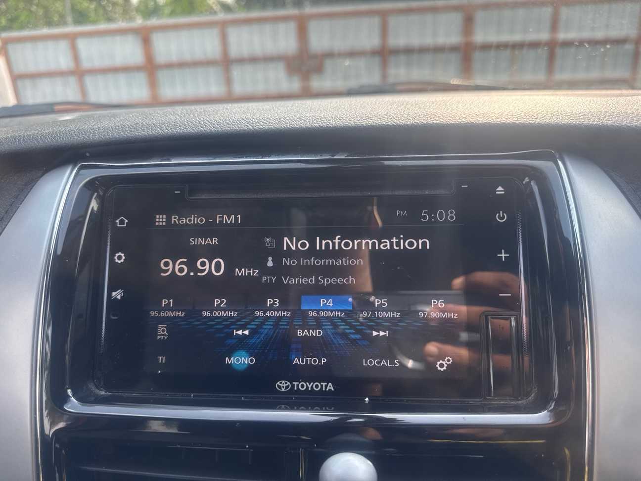 terpakai 2020 Toyota Yaris E 1.5