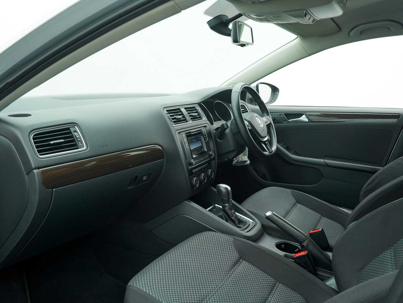 terpakai 2016 Volkswagen Jetta TSI 1.4