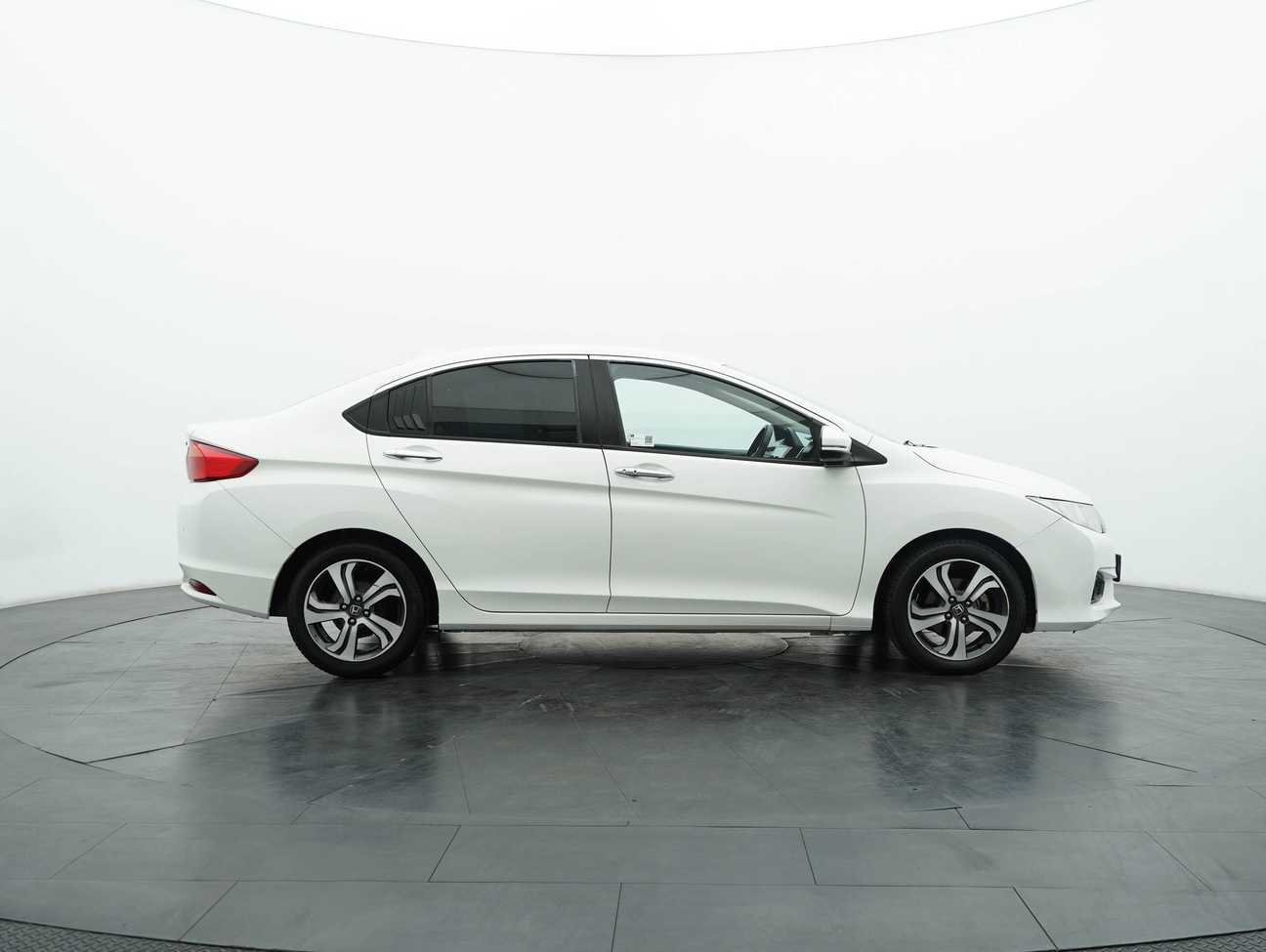 used 2015 Honda City V 1.5