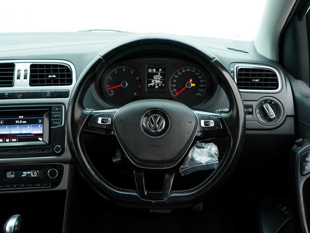 used 2016 Volkswagen Vento TSI Highline 1.2