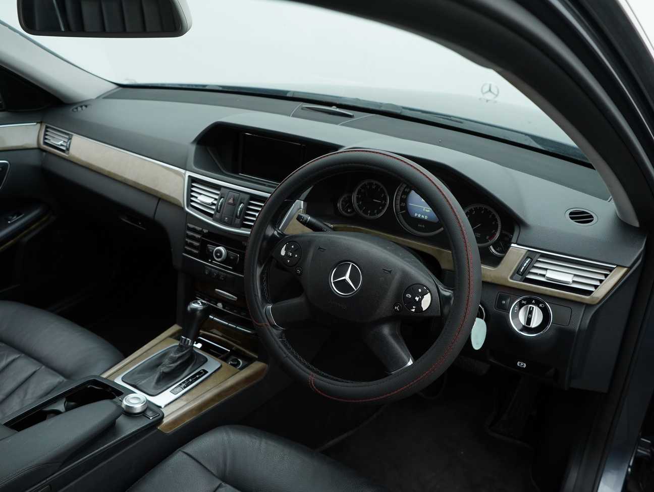 used 2010 Mercedes-Benz E200 Elegance CGI 1.8