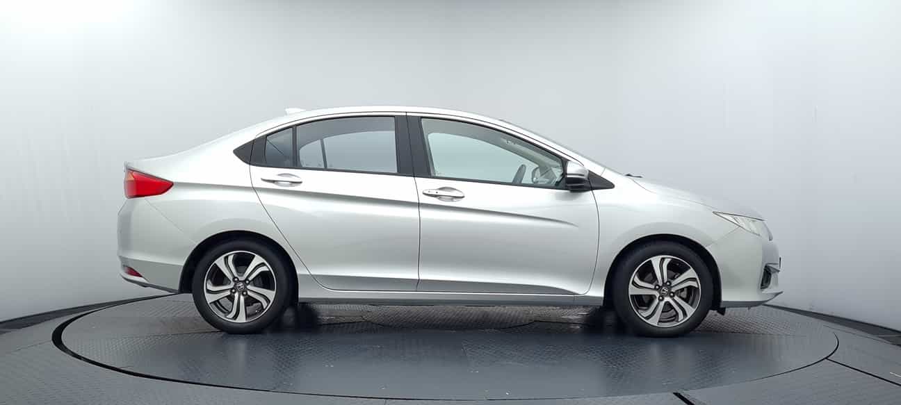 used 2015 Honda CITY V 1.5