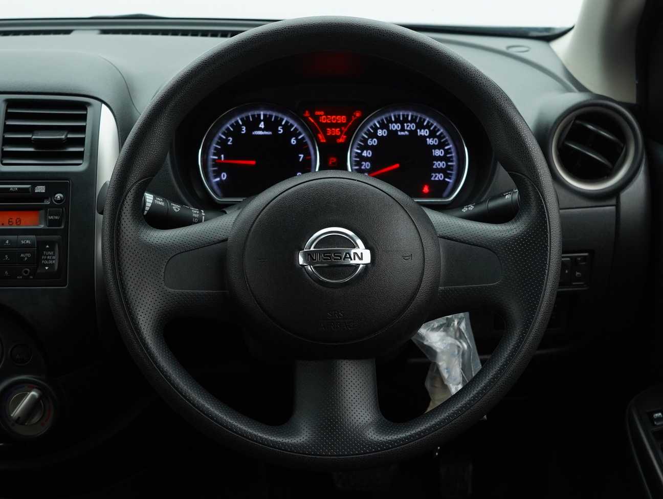 terpakai 2013 Nissan Almera V 1.5