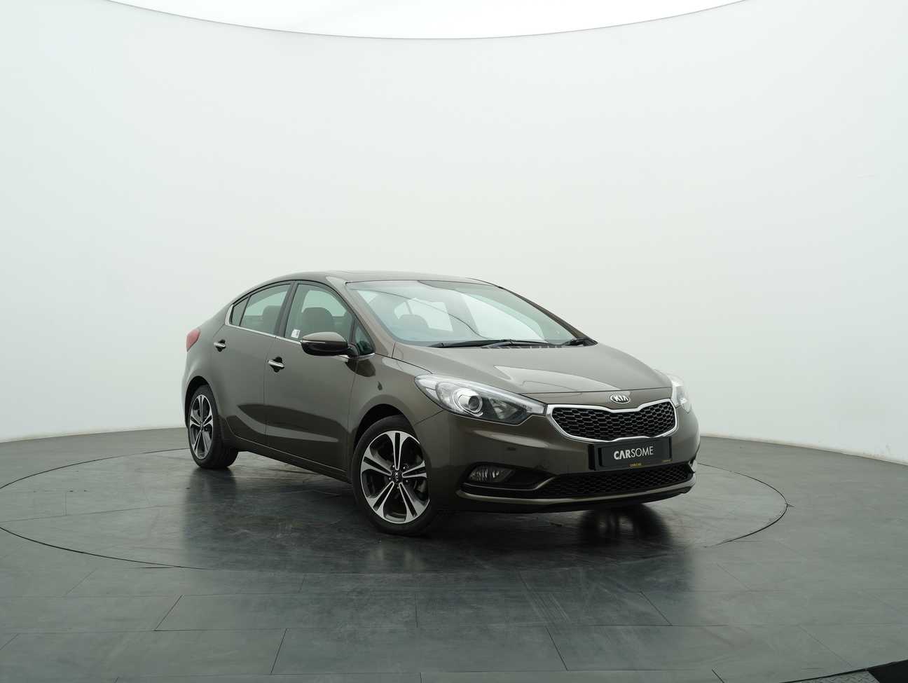 terpakai 2014 Kia Cerato  2.0