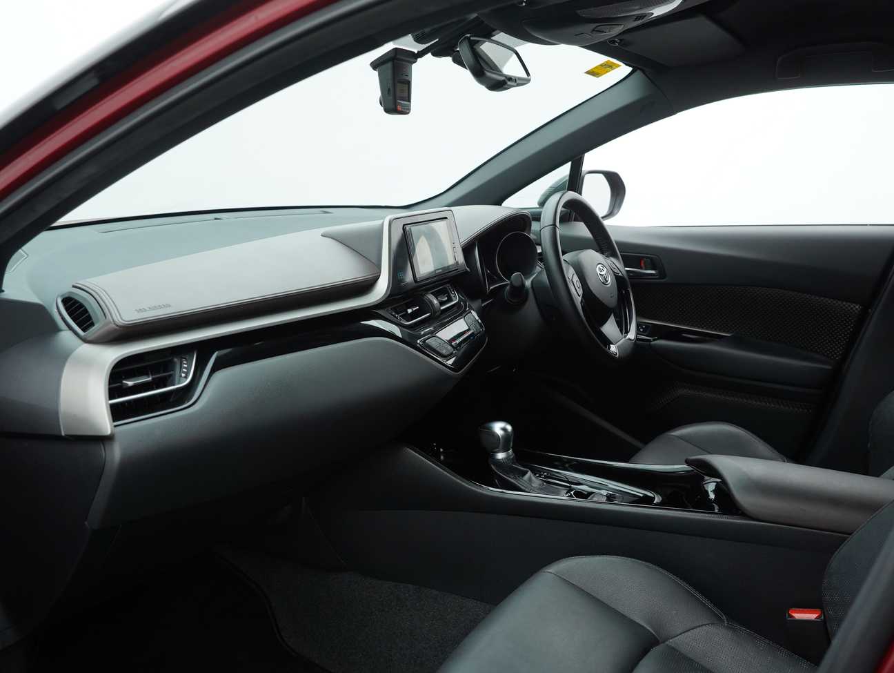 used 2018 Toyota C-HR  1.8