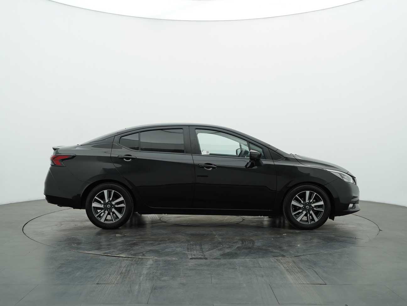 terpakai 2020 Nissan Almera VLT 1.0