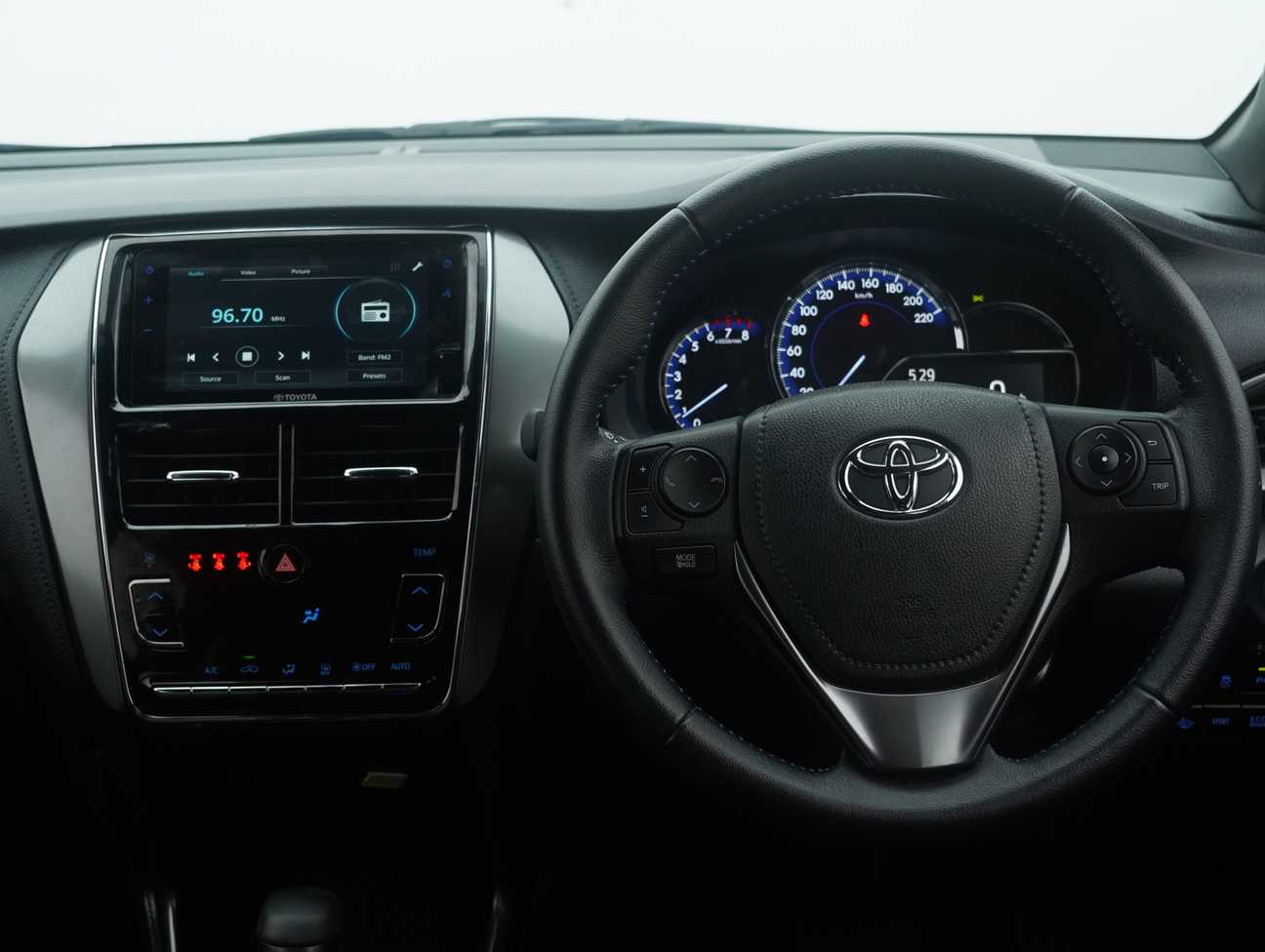 terpakai 2021 Toyota Yaris G 1.5