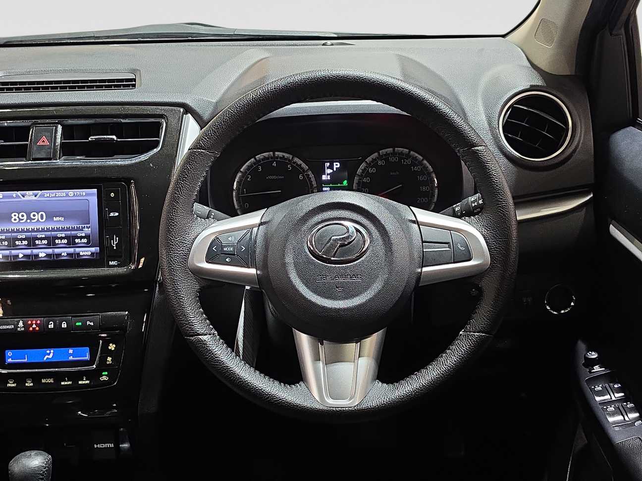 terpakai 2023 Perodua Aruz AV 1.5