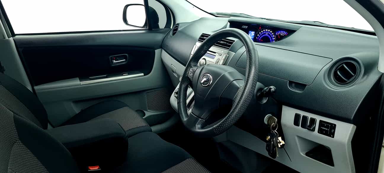 terpakai 2013 Perodua ALZA EZI 1.5