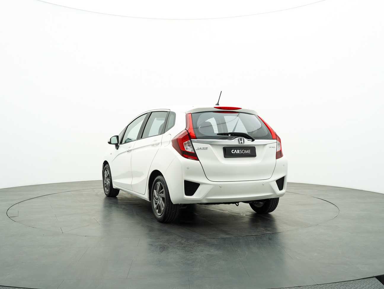 used 2015 Honda Jazz E 1.5