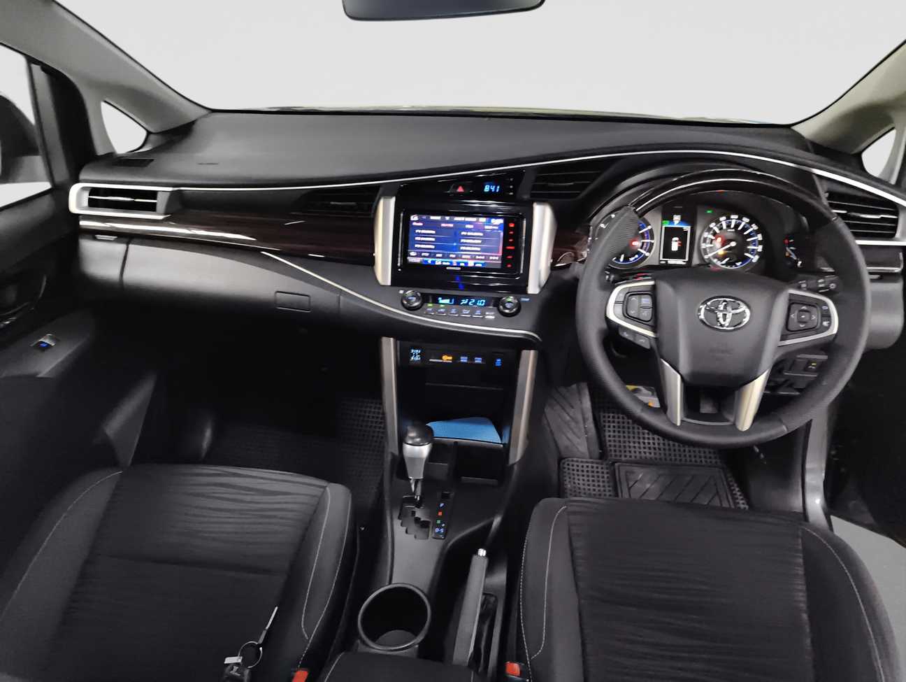 used 2017 Toyota Innova G 2.0
