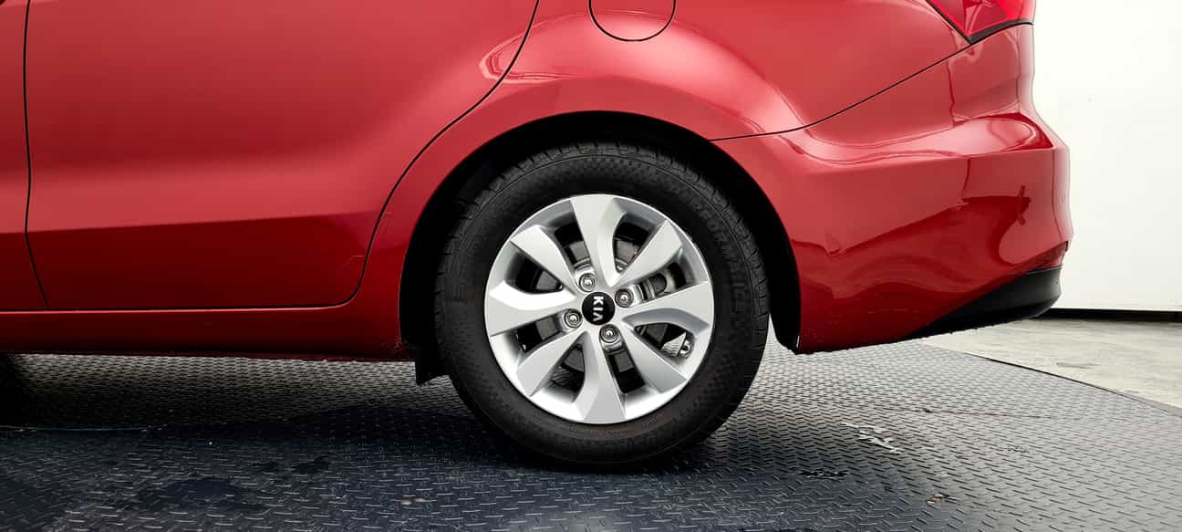 terpakai 2016 Kia RIO UB 1.4