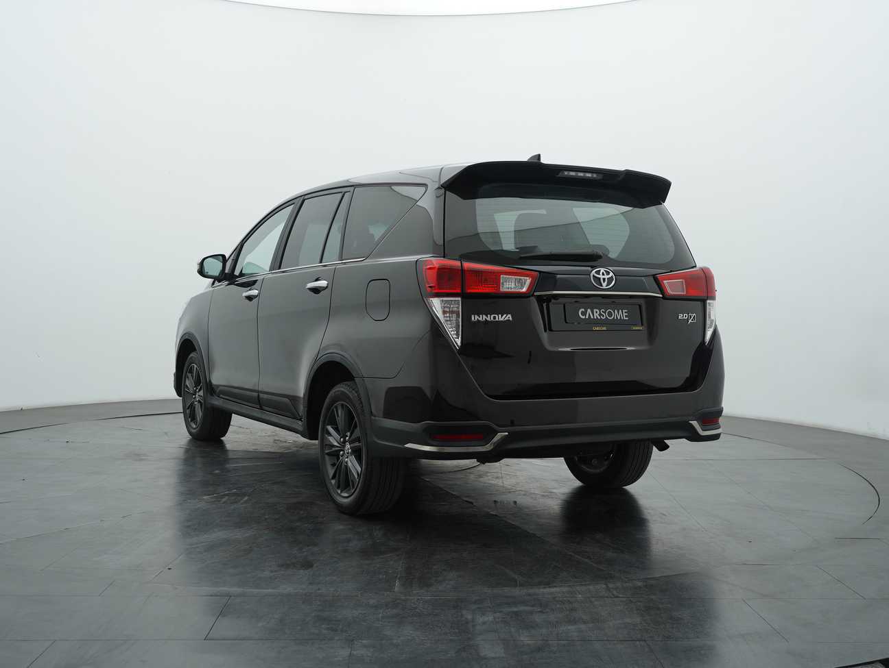 terpakai 2021 Toyota Innova X 2.0