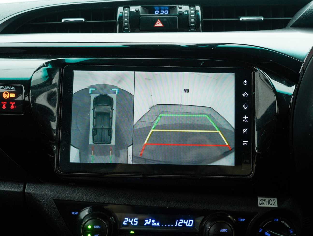 terpakai 2023 Toyota Hilux GR Sport Dual Cab 2.8