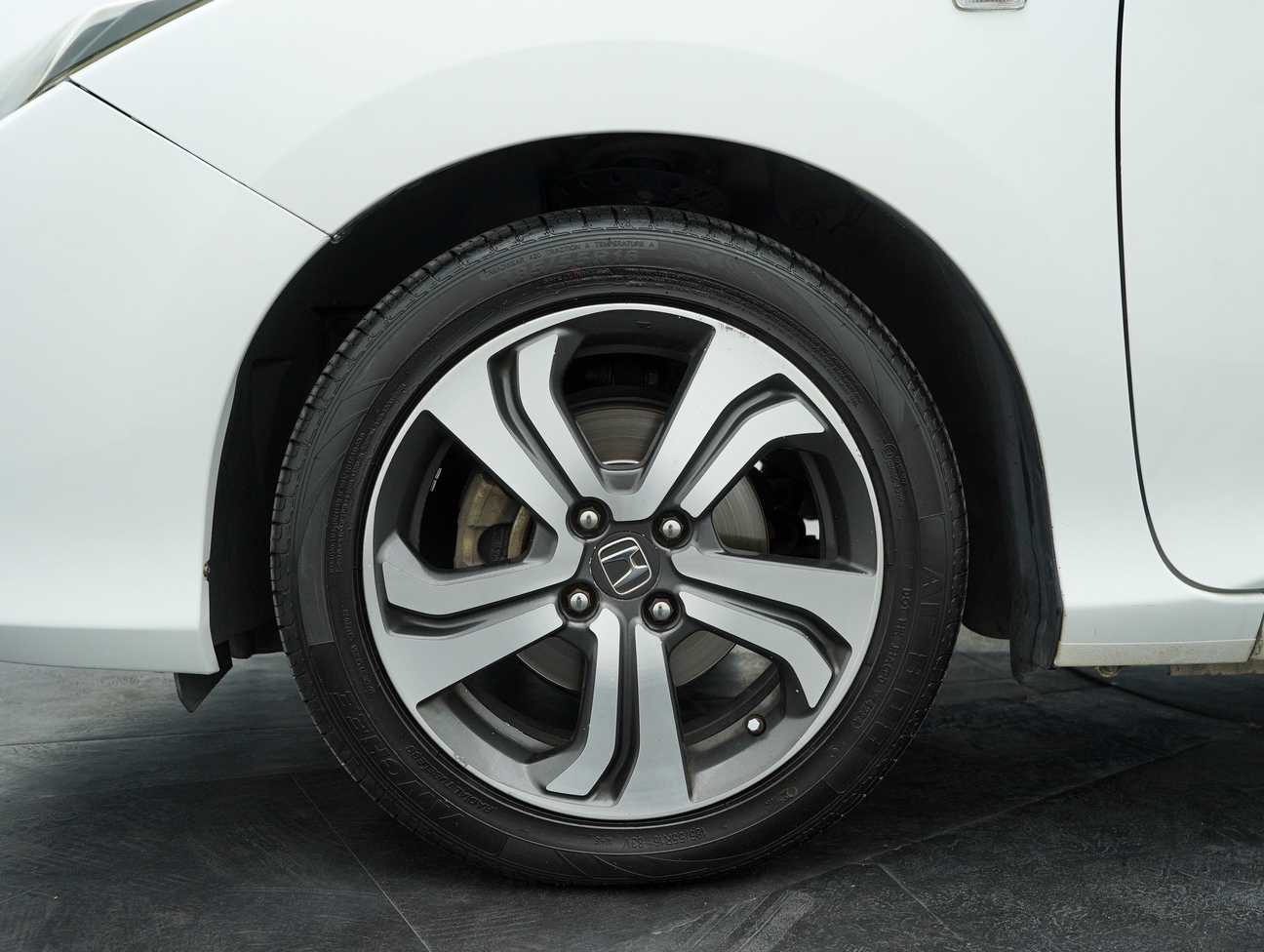 terpakai 2015 Honda City S+ i-VTEC 1.5