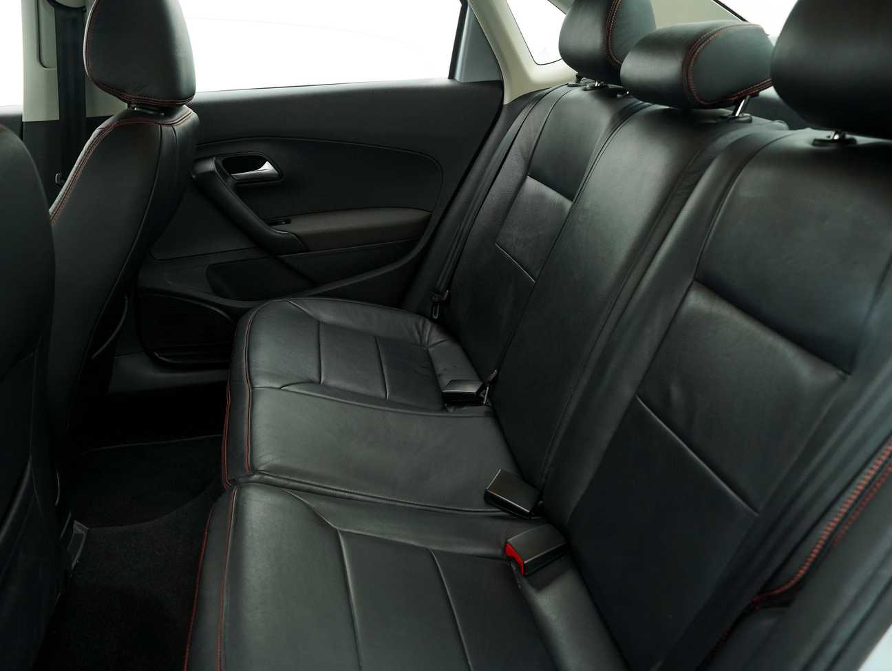 terpakai 2015 Volkswagen Polo  1.6