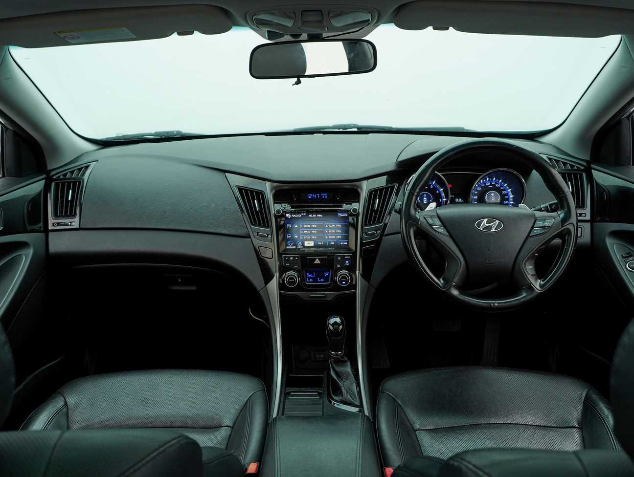 terpakai 2013 Hyundai Sonata Premium 2.4