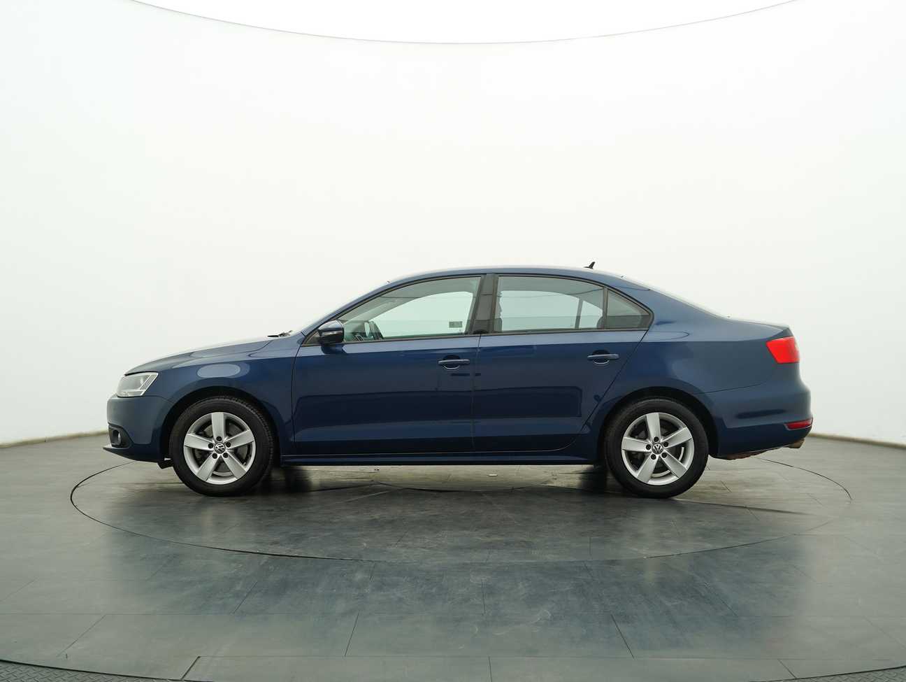 terpakai 2013 Volkswagen Jetta TSI 1.4