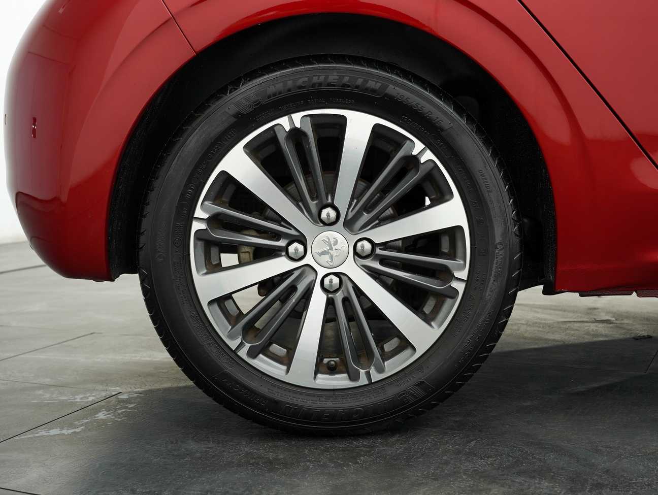 used 2017 Peugeot 208 PureTech 1.2