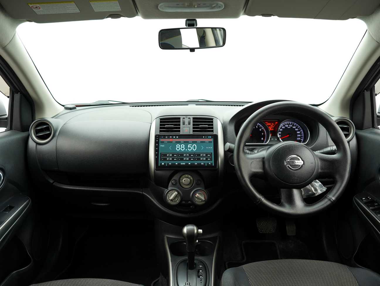 used 2014 Nissan Almera V 1.5