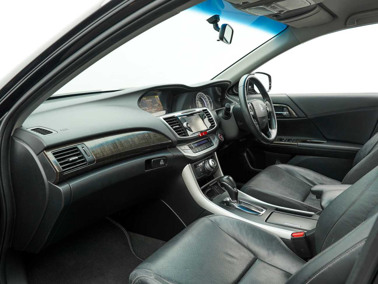 terpakai 2014 Honda Accord VTi-L 2.0