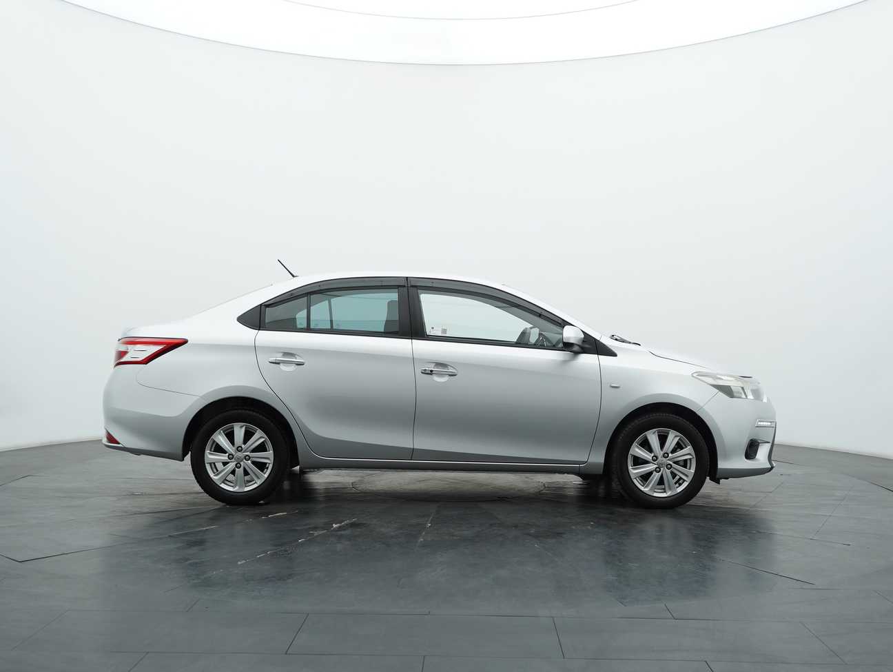 used 2016 Toyota Vios J 1.5