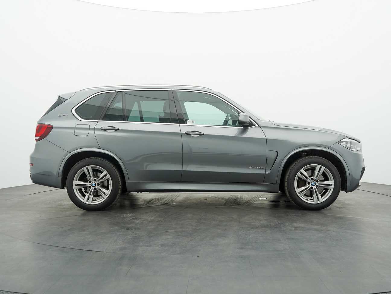 terpakai 2017 BMW X5 xDrive40e M Sport 2.0