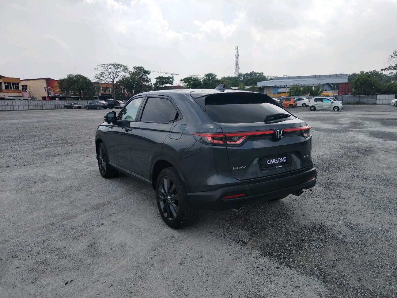 used 2025 Honda HR-V V 1.5