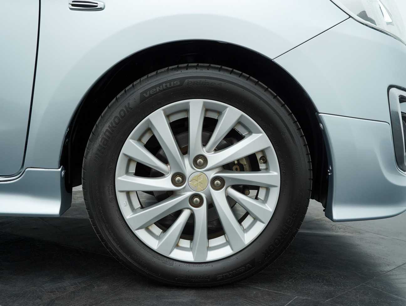 terpakai 2013 Mitsubishi Attrage SE 1.2