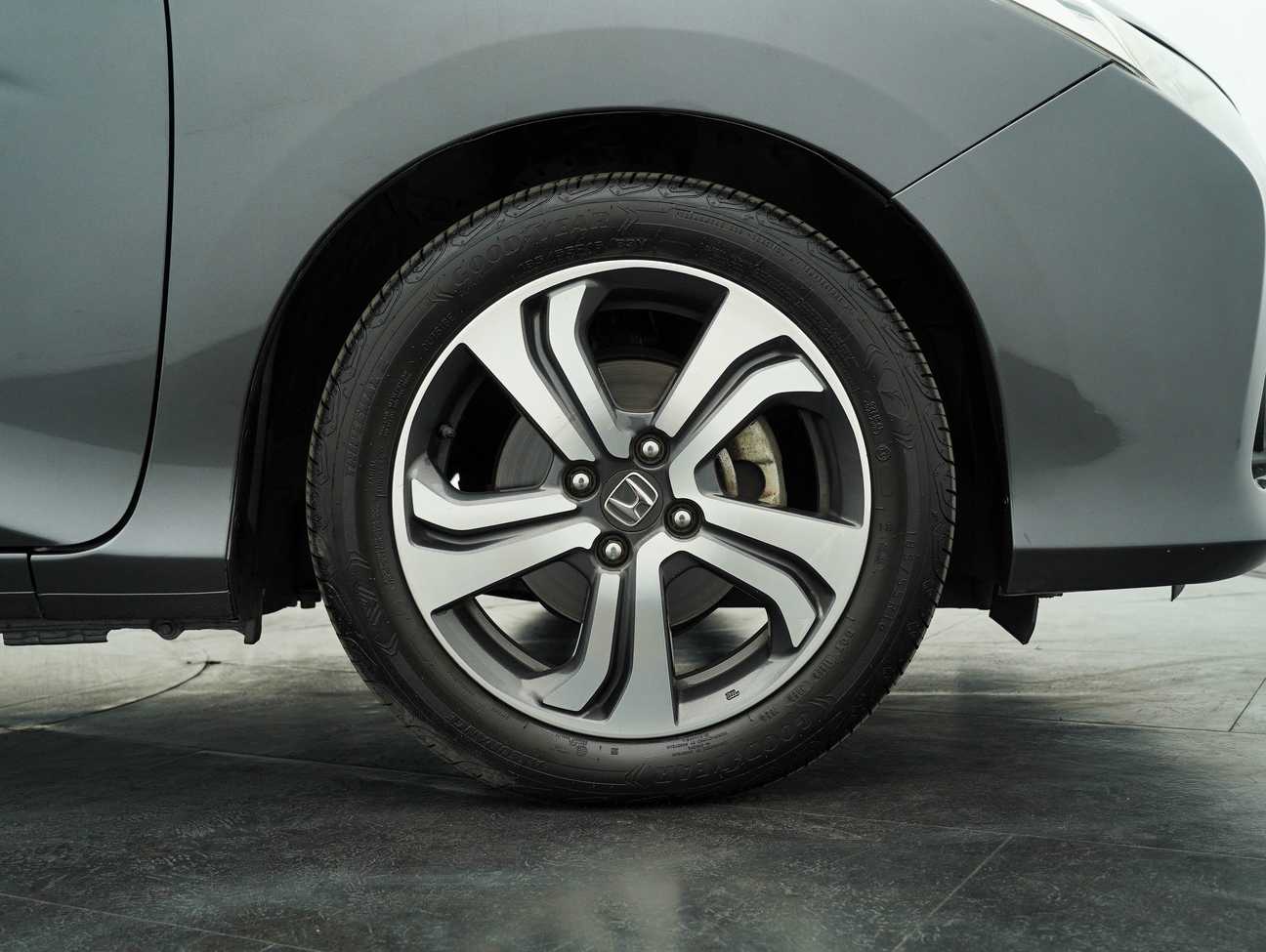 terpakai 2015 Honda City V i-VTEC 1.5