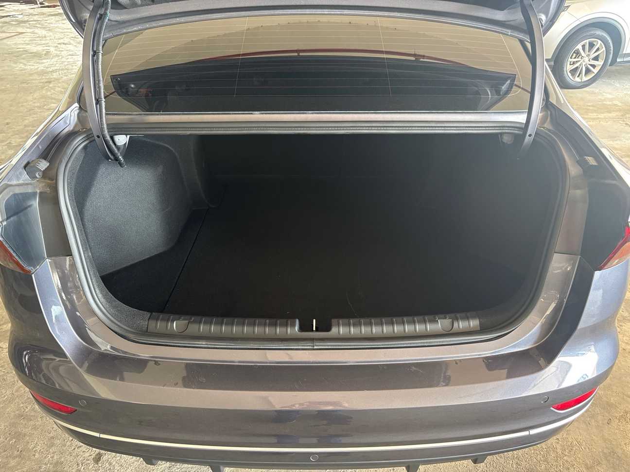 used 2024 Proton S70 Premium 1.5