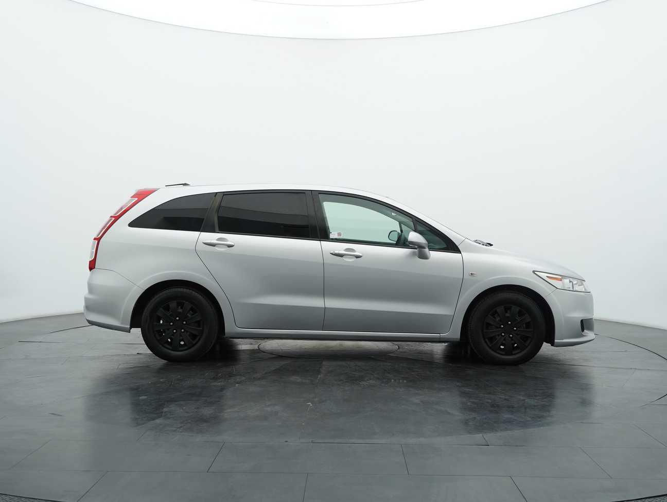 used 2010 Honda Stream i-VTEC 1.8