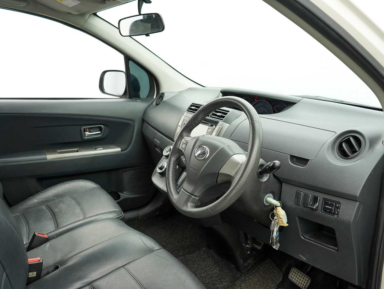 used 2015 Perodua Alza Advance 1.5