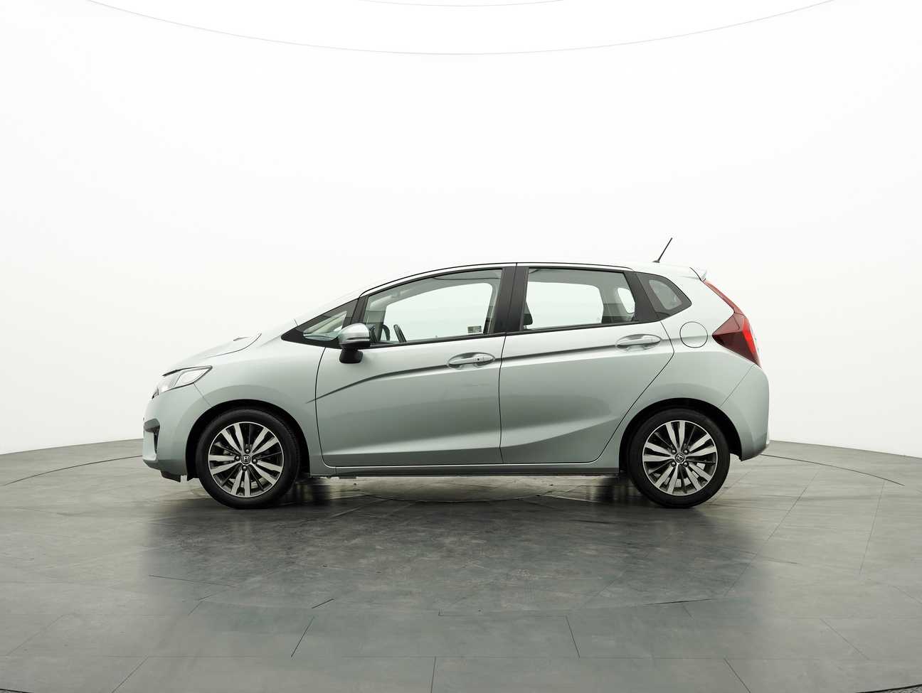 used 2014 Honda Jazz V 1.5