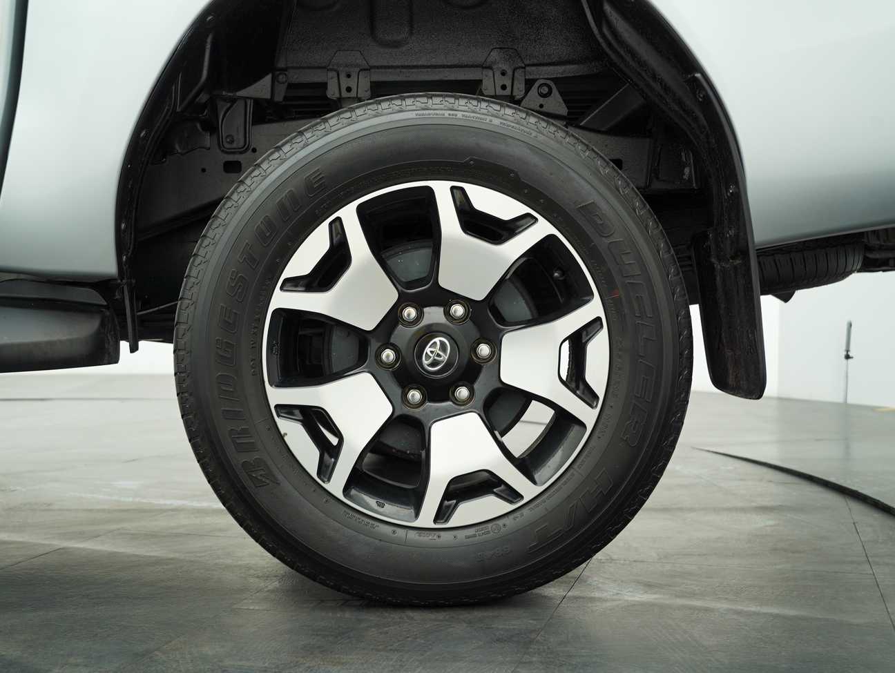 terpakai 2020 Toyota Hilux L-Edition Dual Cab 2.4