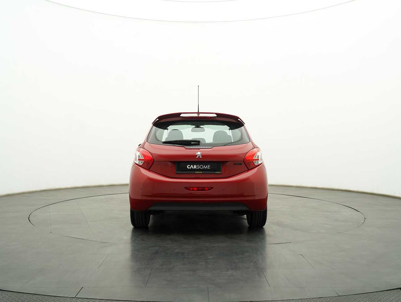 terpakai 2015 Peugeot 208 Allure 3 Door 1.6