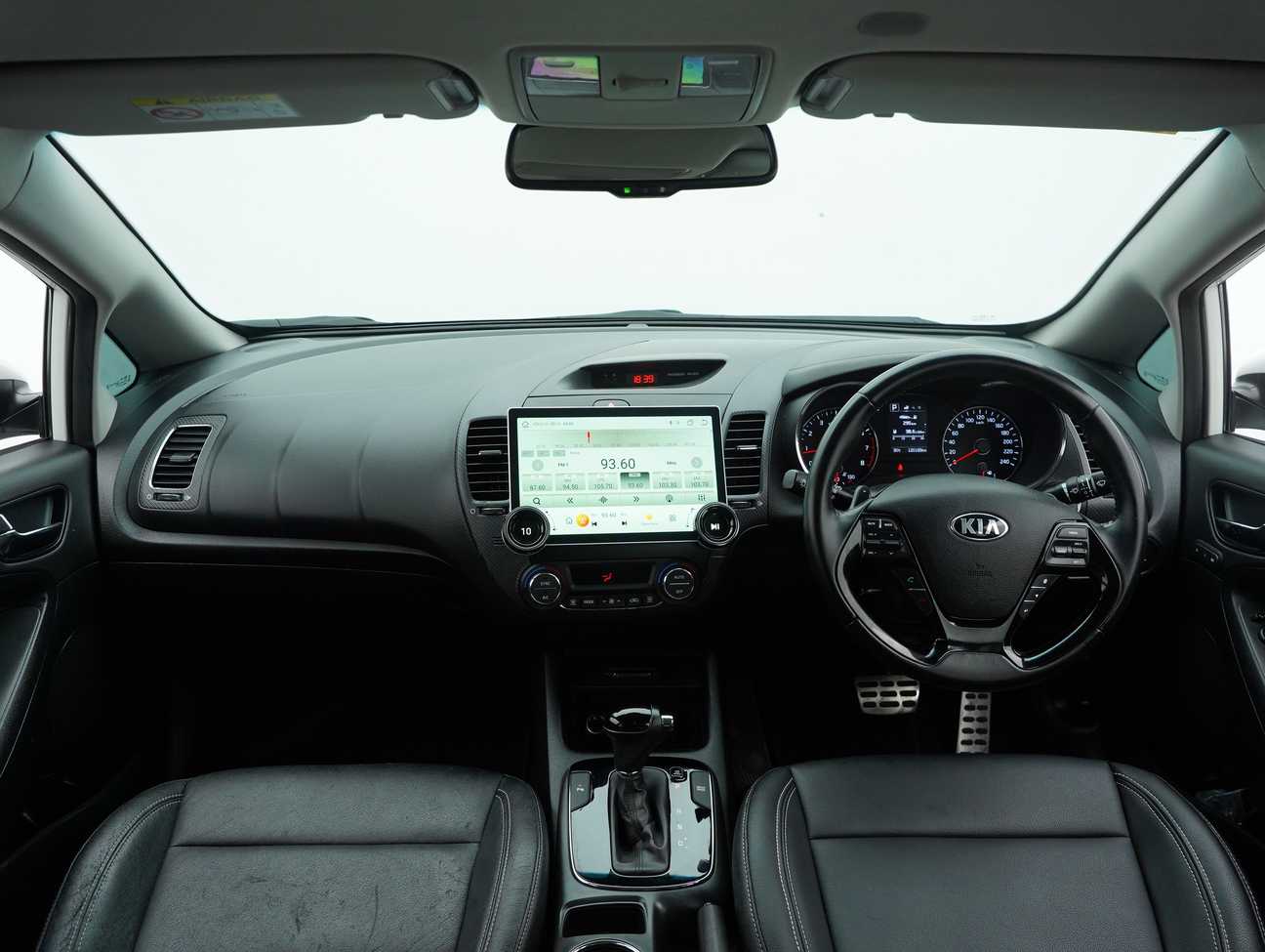 terpakai 2018 Kia Cerato K3 1.6