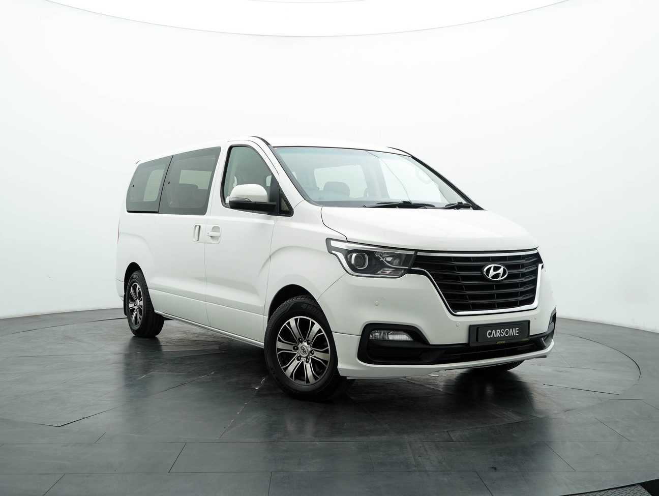 used 2019 Hyundai Grand Starex Executive 2.5