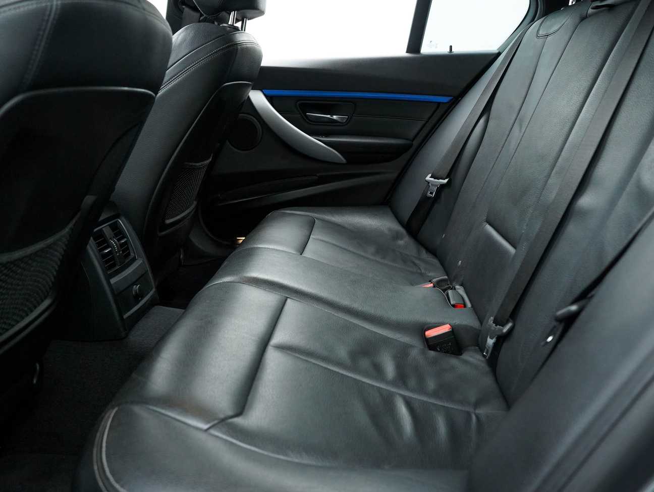 used 2018 BMW 330e Sport Line 2.0