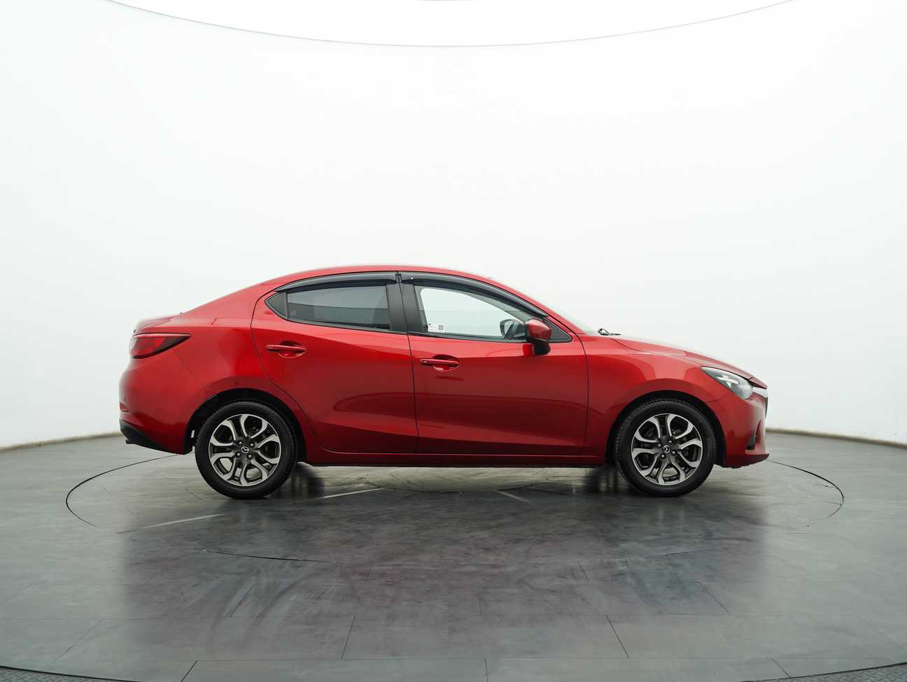 terpakai 2015 Mazda 2 SKYACTIV-G 1.5